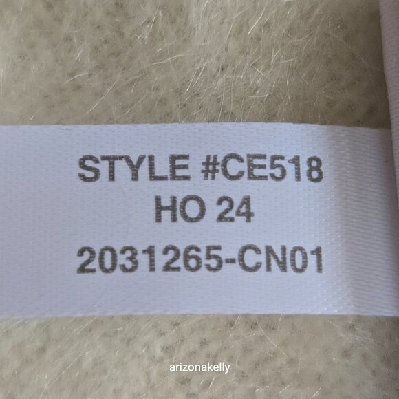 NWOT J. Crew Brushed Cashmere Scarf in Cream/Ivory Luxe Fuzzy - Picture 6 of 16